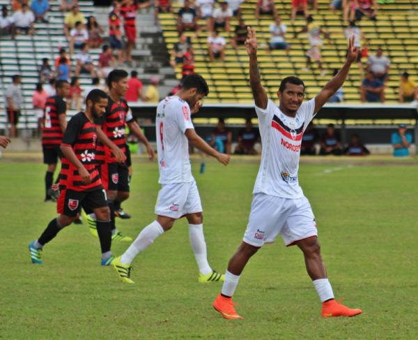 Após vitória no Rivengo, Wallace elogia noite de Sharle
